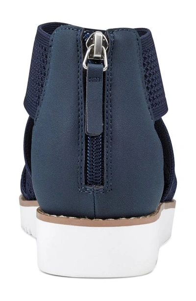 Easy Spirit Women's Wander Lightweight Strappy Flat Sandals In New Navy