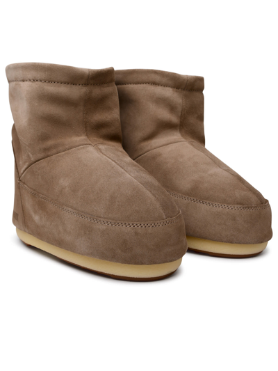 Shop Moon Boot Low-top Icon Beige Suede Boots
