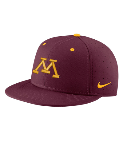 Shop Nike Men's  Maroon Minnesota Golden Gophers Aero True Baseball Performance Fitted Hat