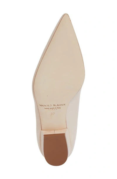 Manolo Blahnik Lista Pointed Toe Pump In Cream