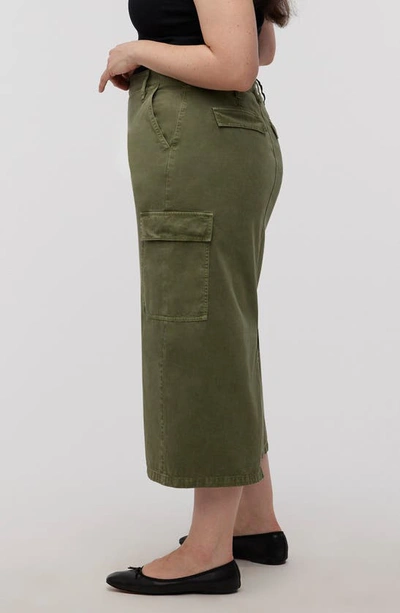 Shop Madewell Cargo Midi Skirt In Desert Olive