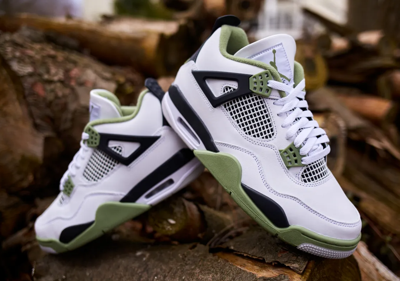 Pre-owned Jordan Air  4 Retro Seafoam (women's) Aq9129-103 White/oil Green/ash - Ships Fast