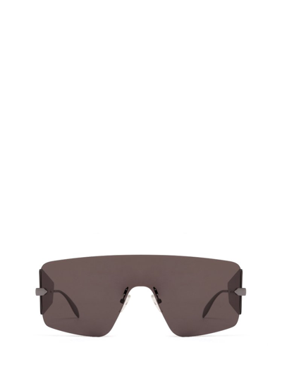 Shop Alexander Mcqueen Eyewear Aviator Sunglasses In Purple
