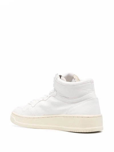 Shop Autry Medalist Lace-up Sneakers In Neutrals