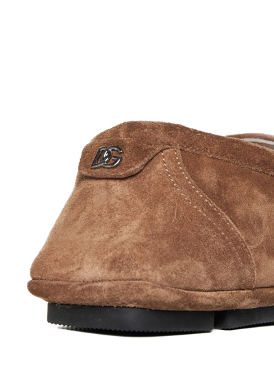 Dolce & Gabbana Dg Driver Suede Loafers In Nocciola