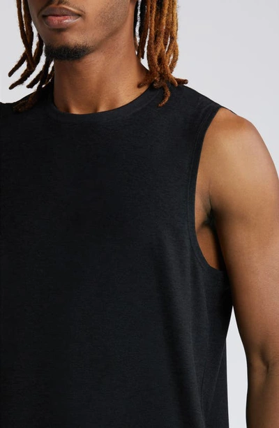 Beyond Yoga Featherweight Freeflo 2.0 Muscle Tank In Darkest Night