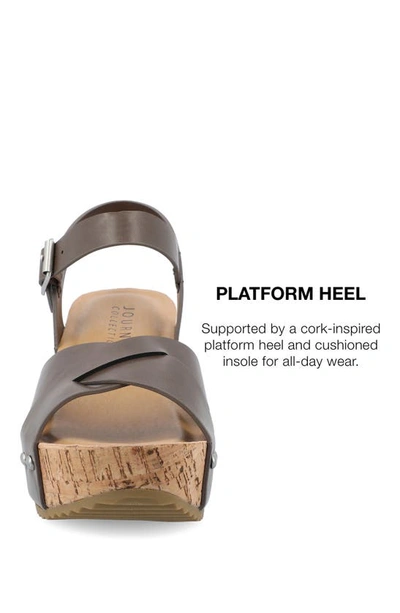 Journee Collection Platform Sandal In Brown