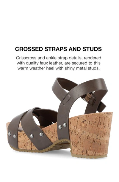 Journee Collection Platform Sandal In Brown