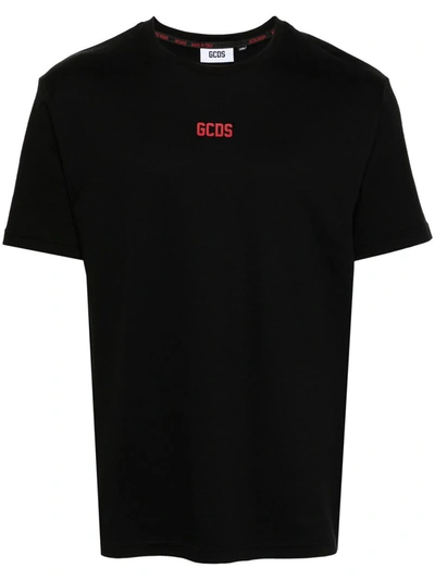 Shop Gcds T-shirt With Print In Black