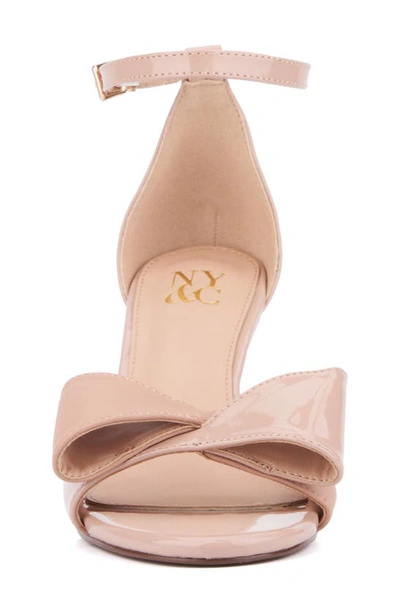 New York And Company Shelby Wedge Sandal In Natural Combo