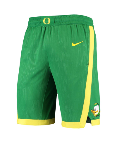 Shop Nike Men's  Green Oregon Ducks Replica Performance Basketball Shorts