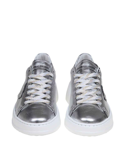 Shop Philippe Model Tres Temple Low In Silver Laminated Leather