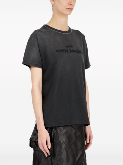 Maison Margiela Black T-shirt With Logo Embroidery In Black