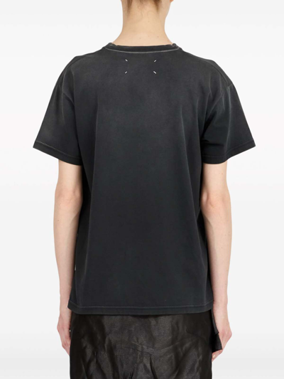 Maison Margiela Black T-shirt With Logo Embroidery In Black