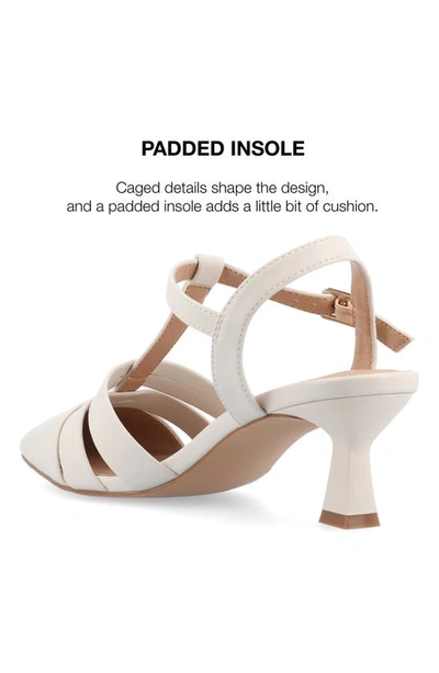 Journee Collection Jazlynn Pump In Stone