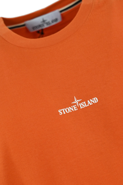 Shop Stone Island T-shirt With 2rc89 Logo Print In Orange