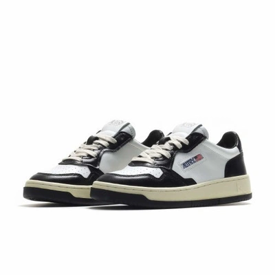 Autry Classic White Sneakers With Leather Detailing In White