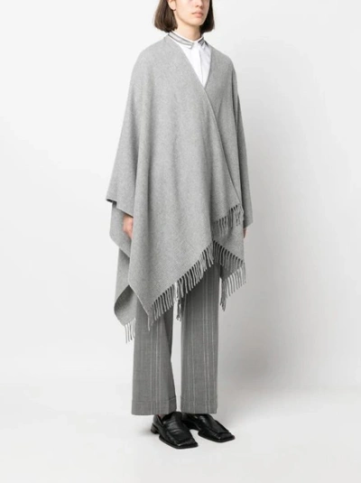 Shop Peserico Asyemmtric-hem Virgin-wool Knitwear Cape In Grey