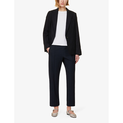 Shop Vince Womens 436mar Pinched-seam Tapered-leg Mid-rise Stretch Linen-blend Trousers