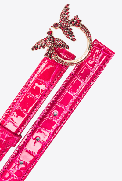 Pinko Galleria Thin 2cm Shiny Coloured Croc-print Belt With Love Birds Buckle In Rose -or Clair