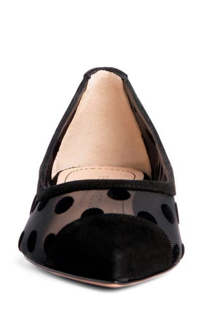 Beautiisoles Blake Pointed Cap Toe Flat In Black