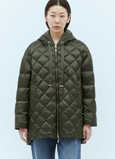 Shop Max Mara Reversible Quilted Hooded Jacket In Green