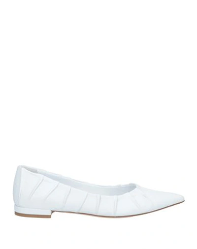 The Seller Woman Ballet Flats White Size 7 Soft Leather In White