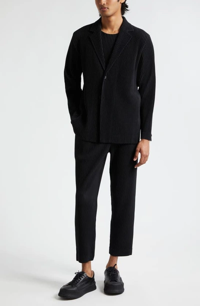 Shop Issey Miyake Pleated Blazer In Black