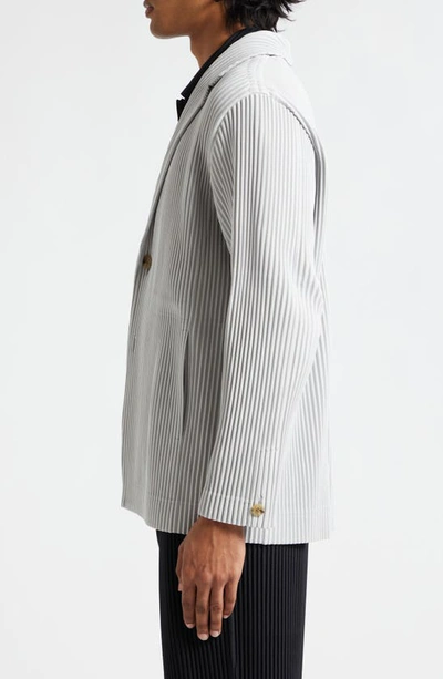 Issey Miyake Single-breasted Technical-pleated Blazer In Light Gray