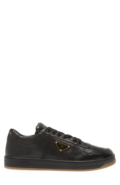 Prada Downtown Sneaker Aus Nappa-leder In Nero