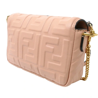 Shop Fendi Baguette Pink Leather Shoulder Bag ()