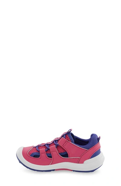 Stride Rite Wade 2.0 Sneaker In Hot Pink