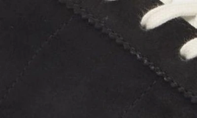 Common Projects Round Head Lace-up Flat Casual Sneakers In 7547 Black