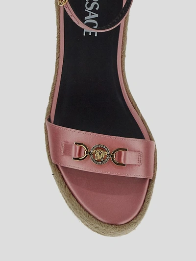 Shop Versace Sandals In Roseoro