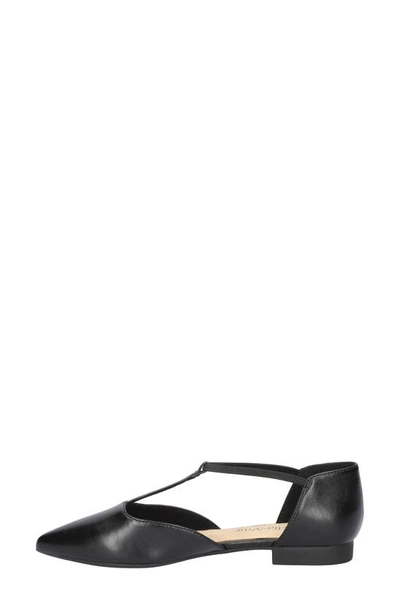 Bella Vita Darby Pointed Toe T-strap Flat In Black