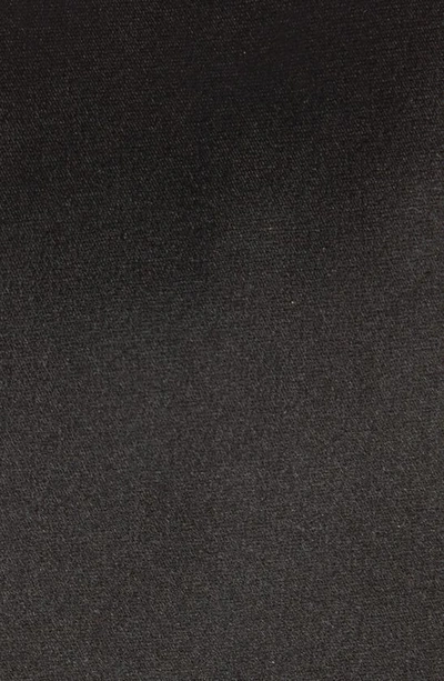 Canali Solid Silk Tie In Black