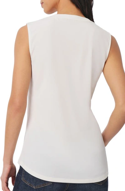 Jones New York Pleated V-neck Crepe Tank In Nyc White