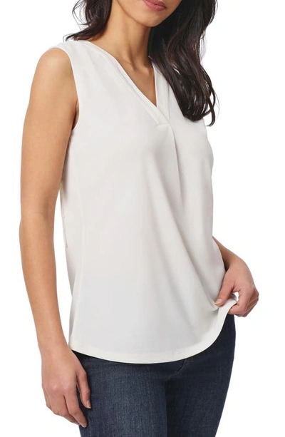 Jones New York Pleated V-neck Crepe Tank In Nyc White