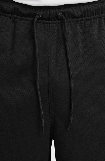 Nike Club Flow Mesh Athletic Shorts In Black/ White