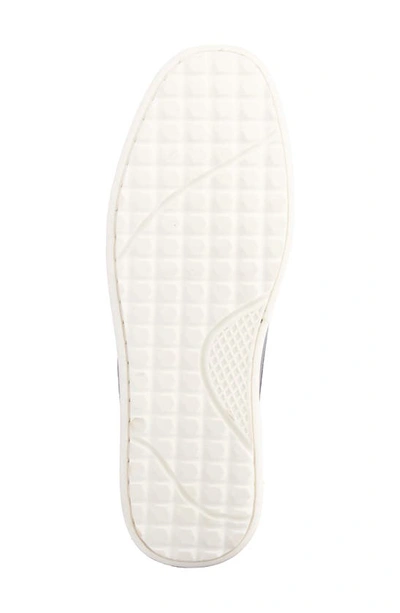 X-ray Miklos Diamond Quilt Loafer In Black