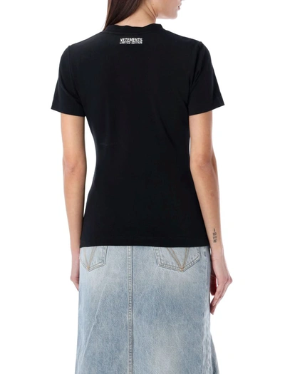 Shop Vetements Embroidered Logo T-shirt In Black