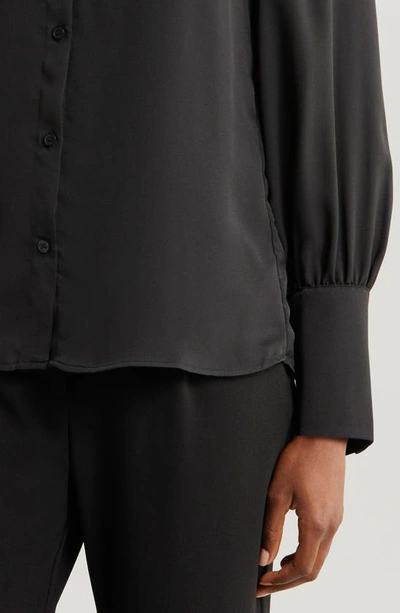 Shop Halogen Long Sleeve Button-up Shirt In Rich Black