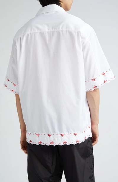 Shop Simone Rocha Bow Embroidered Lace Trim Cotton Poplin Camp Shirt In White/ White/ Red
