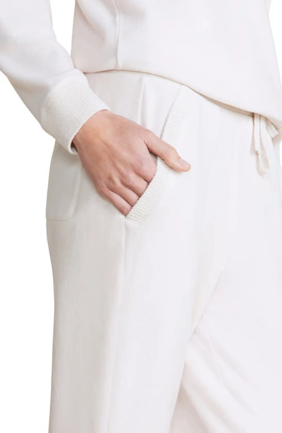 Barefoot Dreams Malibu Collection Brushed Fleece Pullover In Sand Dune