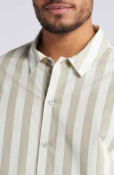 Frame Printed Button Front Short Sleeve Camp Shirt In Smoke Beige Stripe