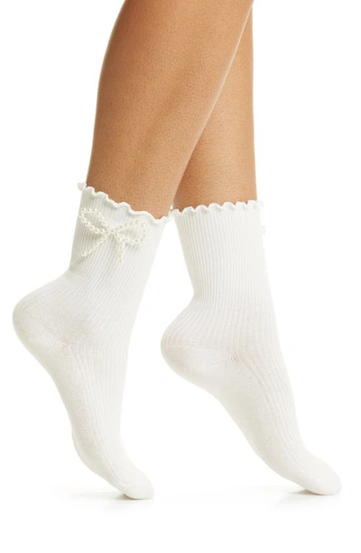 Shop Casa Clara Sienna Cotton Blend Quarter Socks In White