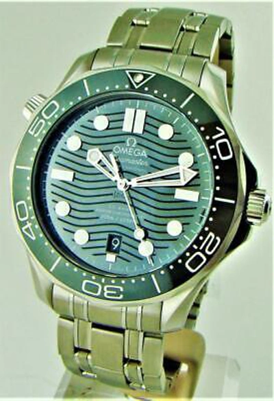 Pre-owned Omega Green Dial Seamaster Master Chronometer Diver 300m 210.30.42.20.10.001