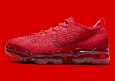 Pre-owned Nike Mens Size 15  Air Vapormax 2023 Flyknit Running Shoe Triple Red Dv1678-600