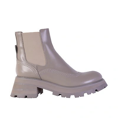 Pre-owned Alexander Mcqueen Grey Leather Chelsea Boots In Gray