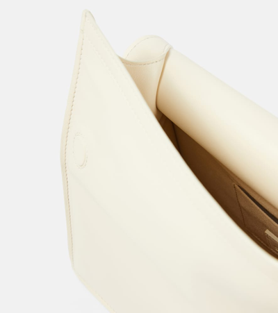 Jacquemus Off-white Les Sculptures 'la Petite Pochette Rond Carré' Clutch In Light Ivory